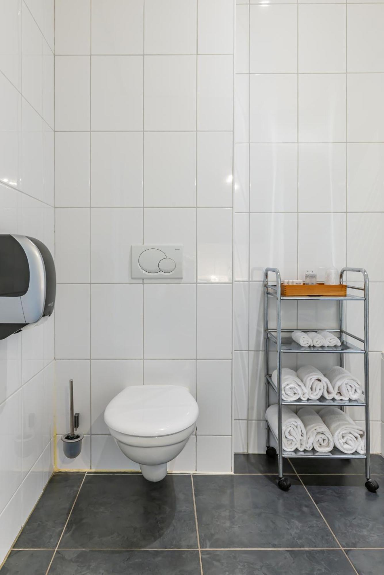Hotel Ingredi Bree Exteriör bild