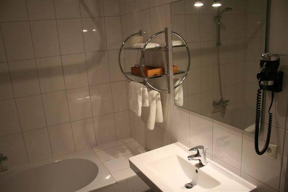 Hotel Ingredi Bree Exteriör bild